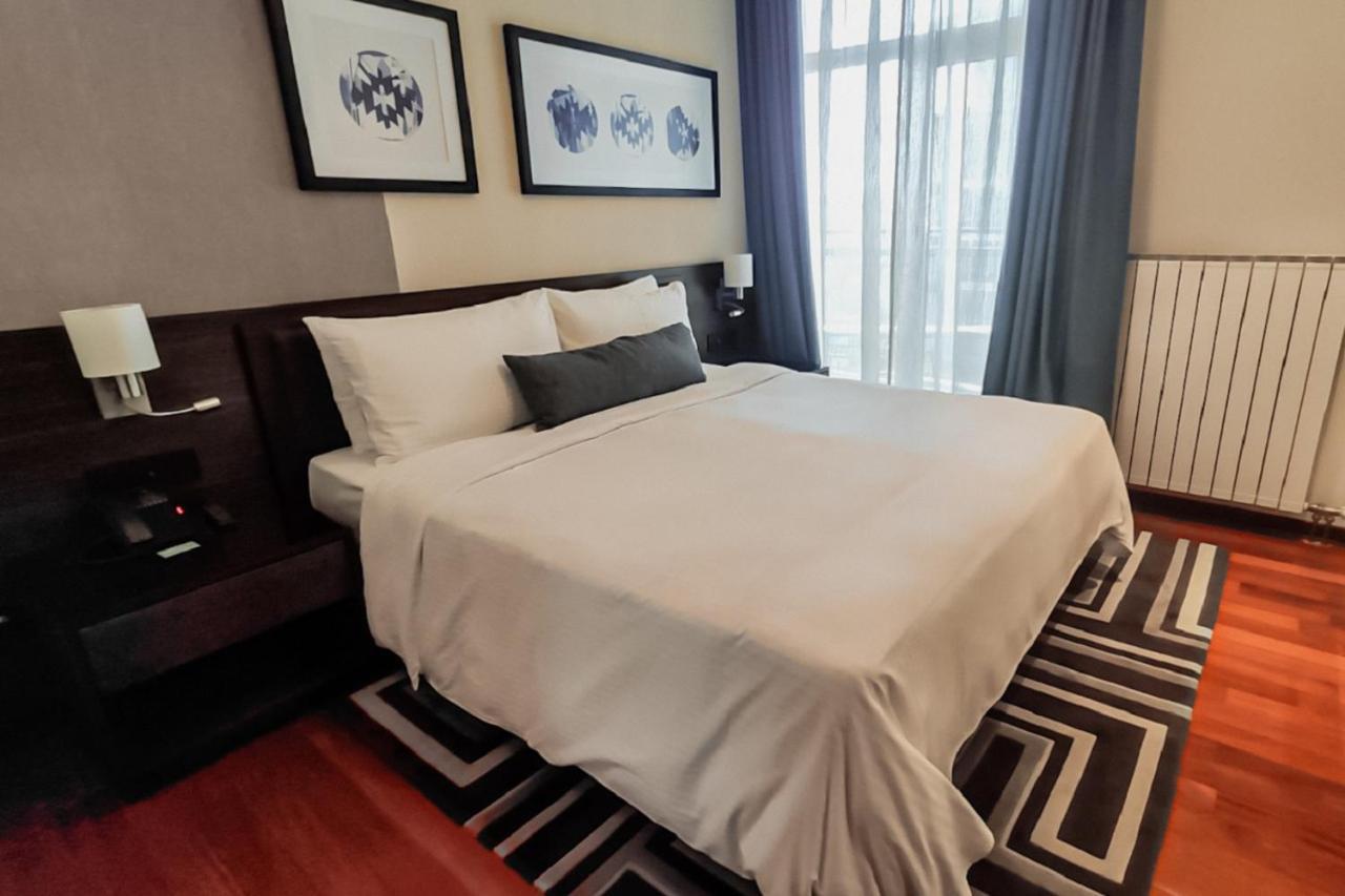 Bosmal Arjaan By Rotana Hotel